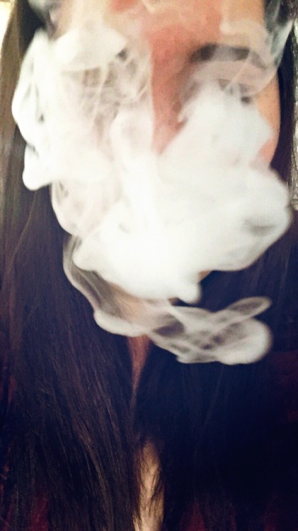 girls who smoke | Tumblr