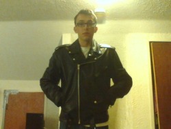 Here&rsquo;s a full pic of my leather jacket, fits pretty well I like it a lot.