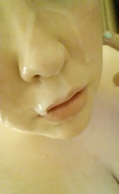 not-your-average-slut:  My second facial for the night 