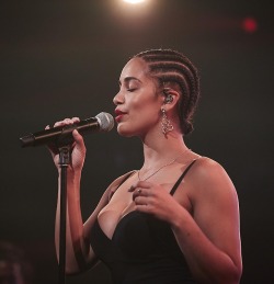 jorjasource:  Jorja Smith performing at Montreux Jazz Festival (July 9, 2018)