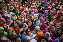 maaarine:The Huffington Post: “60 Stunning Photos Of Women Protesting Around The World”