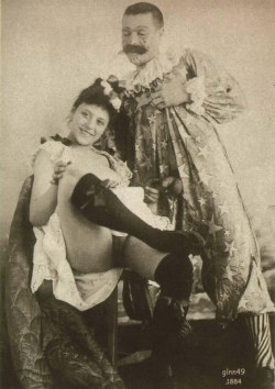 thosenaughtyvictorians:  Look, I’ve seen a lot of things while running this tumblr, and nothing, NOTHING is going to haunt my nightmares like a man grabbing his boobs with his dick and balls hanging out of his victorian clownsuit  THIS IS STILL EXTREMELY