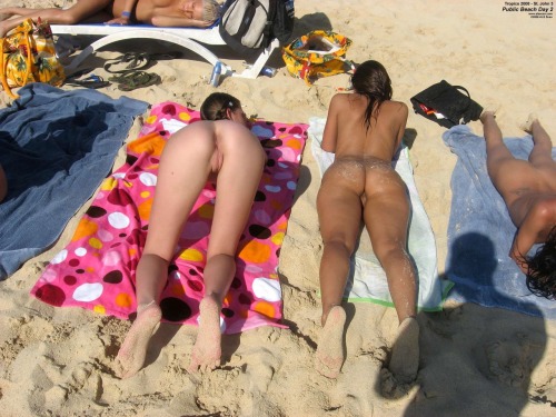 Public beach lesbians