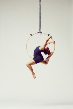 nationalcircus:  Joana Dias - Aerial Hoop - GRACIETTE Remy Archer - Aerial Straps - PLATO’S CAVE Tom Gaskin - Juggler - WATCH Eva - Elena Casotto - Tightwire - NOW OR NEVER Everyday Everyday - BA Hons and Postgraduate Devised Pieces 2 - 5 April 2014