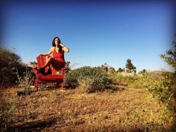 Found a red chair in the middle of the desert #thinkinchair  (at Pioneertown, California)