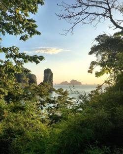 puravidabracelets:  Escape to Thailand + tag your bestie Thanks @benjaderstrom  #thailand #aonang #krabi #travel #explore #adventure #livefree #puravidabracelets  (at Aonang Krabi Thailand) 
