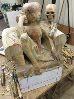 eiruvsq:  Sculptor &amp; Artist:Yoshitoshi Kanemak輪想カルマート年楠に彩色　Paint on Camphor WoodH 56 × W 42 × D 36 cm2016