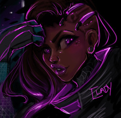 char-lady:Quick Sombra sketch. I still want to do a proper redo of her :)