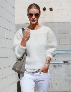 egotisticalgold:  daily—celebs:  10/15/14 - Rosie Huntington-Whiteley shopping in Beverly Hills.