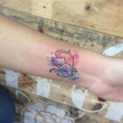 #Tattoo #tatuaje #tatuajes #tatu #ink #inked #inkup #inklife #tattooed #acuarela #watercolor #elefante #origami #brazo #venezuela #lara #barquisimeto #gabodiaz04  (en Allegra Tattoo Shop)