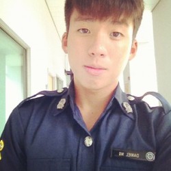 justshootit:  Daniel Nathaniel (Part 2) Doesn’t he just look super cute n hot in uniforms?! Slurps~~ =PToo perfect to be true! 