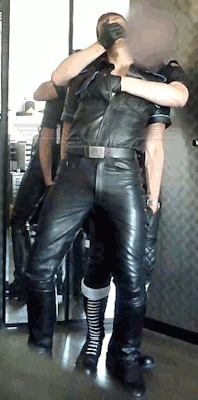 ourwbleather64you:  boysarewelluddered:  nickbond30:  Glove Over Mouth  leg between thighs  DAMMM SO HORNY : LEATHER GLOVES SMELL YEAH &amp; LEATHERS RUBBING HARD : LOVE THIS : WANT THIS !!!!!  Woof