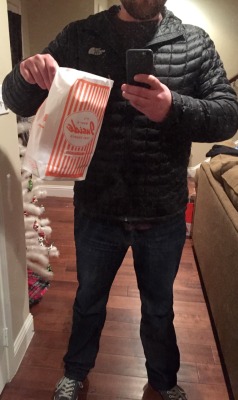 thediaperedengineer:  Met some friends at the bar for “a couple drinks” so I didn’t worry about bringing a change. 5 hours later I’m home. Soaked diaper. Wet jeans. Wet undies. But hey, at least I have some Whataburger :) night night tumblr. 