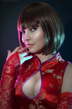 hotcosplaychicks:  Anna Williams Tekken 6 cosplay by Gabardin  Check out http://hotcosplaychicks.tumblr.com for more awesome cosplay