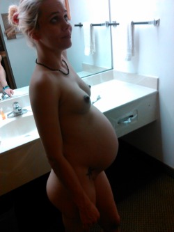 Maternity Nudes