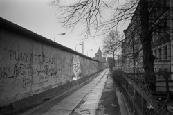 chrisjohndewitt:  PUNX NOT DEAD! Graffiti on the Berlin Wall at Leuschnerdamm in Kreuzberg. Taken April 1985. 