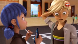 unlikelytimemachineland:  OMG LOOK AT BOTH OF THEM THEY WERE BOTH SO AWKWARD AT THE SAME TIME DOES THAT MEAN THAT ADRIEN HAS A CRUSH ON MARINETTE