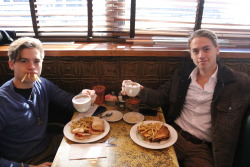 wholocked-john-out:  sleexpyhead:  aybaddon:  so while walking around New York City and interviewing people for a friend’s anthropology project, I met Dylan and Cole Sprouse. we went into a diner to stop for lunch and they were sitting a few tables