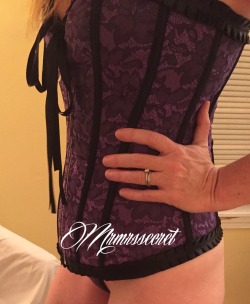 hot-soccermom:  So how’s your Saturday @hot-soccermom hope ya have a sexy one ❣  ❤️ @mrmrssecretdesires71 💋Mine is lazy so far.  I’m still hanging out in bed!  Purple is lovely, and the Mrs. looks fabulous!