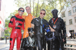All the rubber pups looking amazing @ Folsom BerlinYou can learn more about human pup play here: http://SiriusPup.net http://TheHappyPup.com http://PupSafeProject.org 