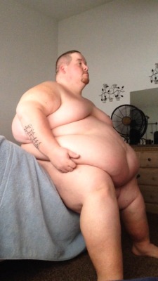 superchubfatpads:  mikebigbear:  Love that massive fat pad.  Would love to bury my face in it  The most amazing fatpad! Love you gene dotts  Always will reblog the gorgeous gene dotts