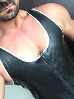 crazycuir:My chest in rubber suit There are just certain pictures you find super hot and you can’t really say why. 
