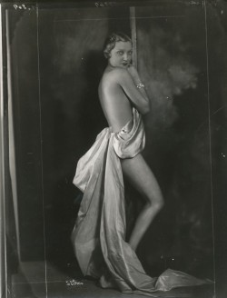 blueblackdream:Madame d’Ora, Marion Benda, 1920s