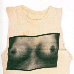 ojalf: T-shirt worn by Siouxsie Sioux from the Sex Boutique in London’s Kings Road, 1970s.