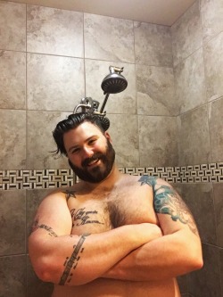 beardedsaint:  Every time I house sit for @directorbear, I always take a shower selfie. It wouldn’t be right if I just stopped now, right? 