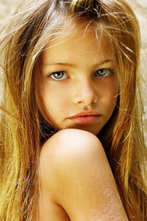 Cute mary teen model