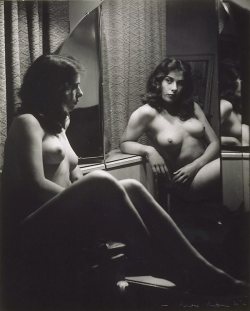 fragrantblossoms:  Max DupainUntitled (Nude in mirror)		  		 		  		  		 		 		  		 		Year 		1930s, printed later 