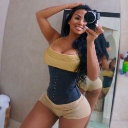 Even when I&rsquo;m not at the gym working out I still love wearing my @mybodyrocker waist trainer around the house to shed some extra inches off my waist. Use my code &ldquo;Dolly to get a free gift with purchase. by missdollycastro