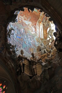 anarchy-of-thought:  Transparente of Toledo Cathedral, Spain