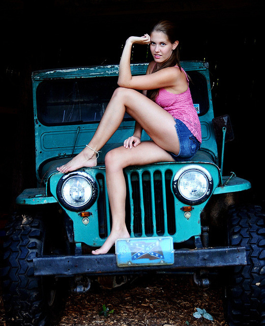 Girl hot jeep wrangler