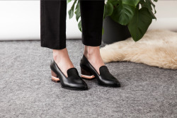 solestruckshoes:  True beauty from Dear Frances. The Move Loafer in Black and White.