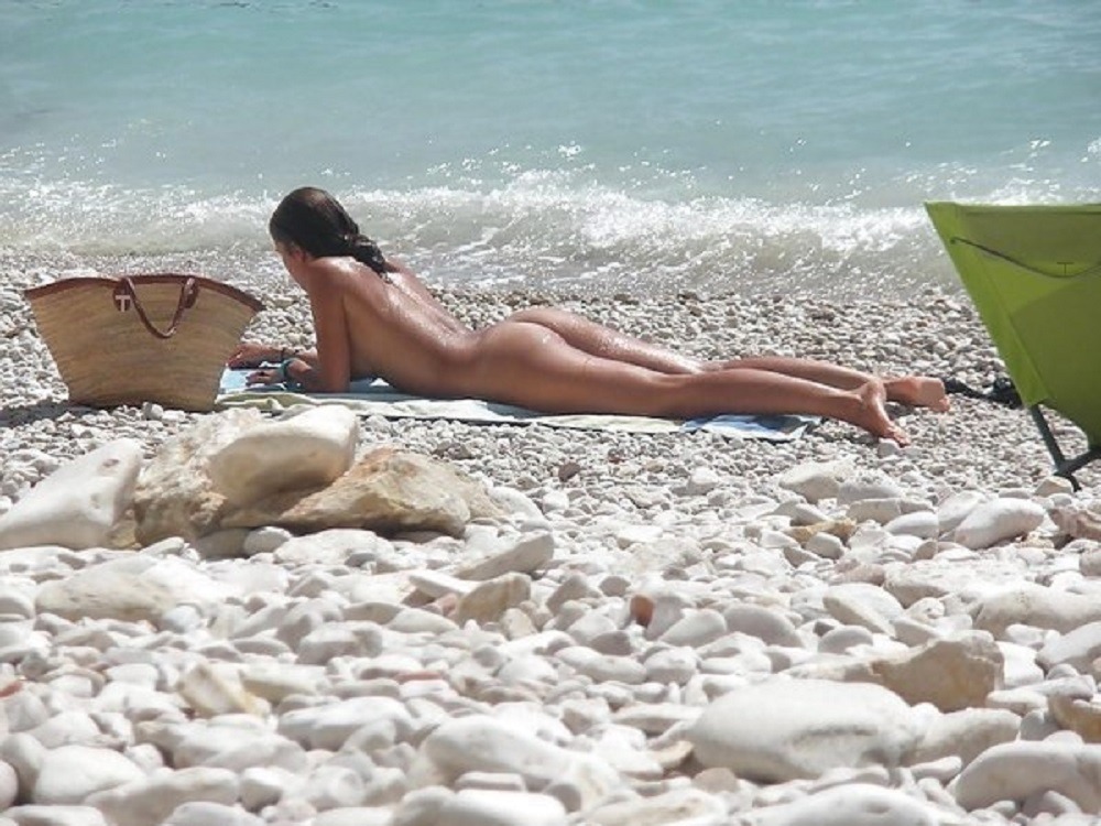 Girls naked croatian Croatian Porn