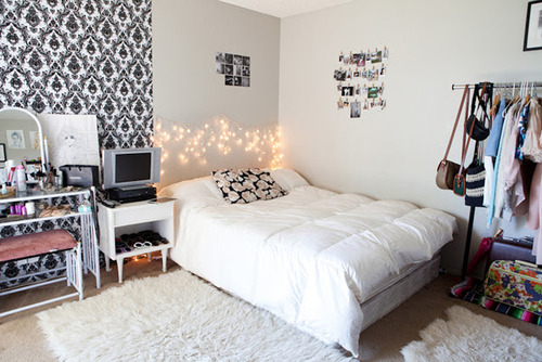 Black and white teenage girl bedroom ideas