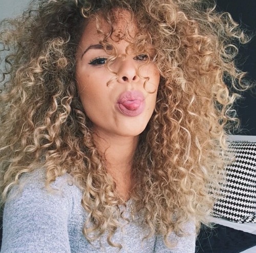 natural curly hair on Tumblr