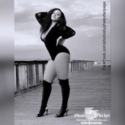 Kay Marie @kaymarie__x with sheer lace along the boardwalk, went with a fashion lighting style as well as epic amounts of cleavage  #lingerie #curves #pinup #wet #boardwalk #pier #bridge #eyecandy  #tattoos #photosbyphelps #sexy #curves #cleavage  #sleeve