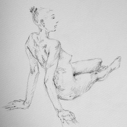 20 minute pose. #artmodel #drawing #lifemodeling  (at Traffic Zone Building)