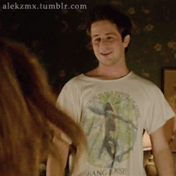 alekzmx:  alekzmx: Michael Angarano in “The Brass Teapot”  or the cute guy who played Jack’s son In “Will&amp;Grace” (and dated Kristen Stewart) getting spanked and… 