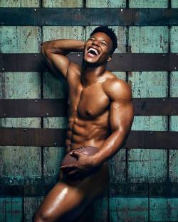 ebonynsweet: ESPN BODY COVER NFL PLAYER Saquon barkley  Read full interview here:http://www.espn.com/nfl/story/_/id/23853857/new-york-giants-rb-saquon-barkley-hurdling-lifting-record-breaking-body-issue-2018 