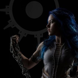 jeremysaffer:  The incredible @alissawhitegluz Alissa White-Gluz is now the lead singer of Arch Enemy. Being a long time fan of Arch Enemy I could not be more excited for this. Since I first met Alissa, I’ve seen her grow as an incredible vocalist from