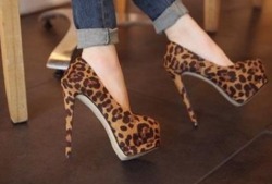 I just can&rsquo;t say no to this heels!!!!!  The fit me perfect and I love themmmm&hellip;