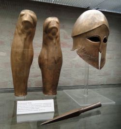 museum-of-artifacts:    Corinthian greave and helmet from the tomb of Denda. From a Greek workshop in South Italy, 500–490 BC.   