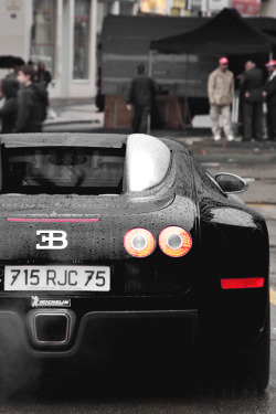 italian-luxury:  Bugatti Veryron 