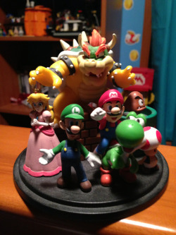 itsinmyroom:  Day 29: Club Nintendo Platinum Reward 2010 - Super Mario Figurine Statue