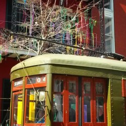 Here is an iconic #streetcar &amp; #beads image for you all. Welcome to #neworleans during #mardigras! #vacation