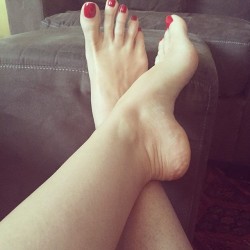 ifeetfetish:  Beautiful toes &amp; a sexy arch ❤❤ go follow @toesation @toesation @toesation @toesation 😁 #footarch #footfetish #sexytoes #toefetish #toesucking #footworship #FootFetishNation #sexyfeet #higharches #prettyfeet #prettytoes #sexyarches
