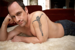 chrismeloniforever:  A very popular shirtless photo of Christopher Meloni :) THE FIRST POST OF MANY! WE HOPE YOU ENJOY OUR BLOG! 